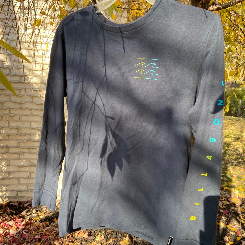 Grey blue long sleeve